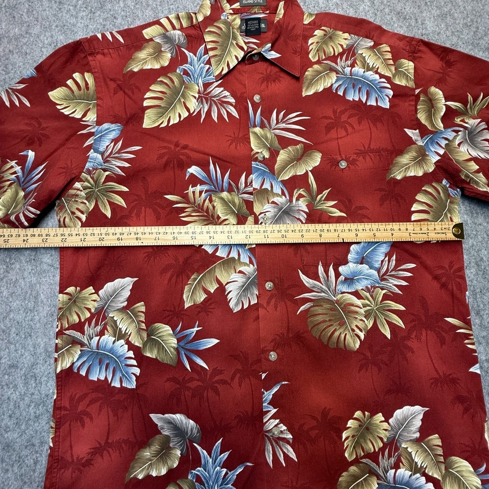 St. John's Bay Island Style Shirt Men's Medium Red Tropical Floral Short Sleeve - Picture 4 of 7